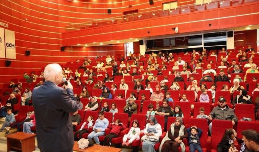 Başkan Büyükgöz’den miniklere sürpriz