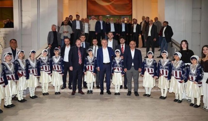 Büyükakın, Gümüşhanelileri yalnız bırakmadı