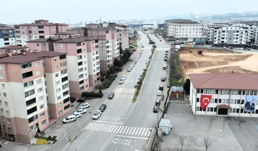 Bayram sonrası Çayırova'da üstyapı harekâtı