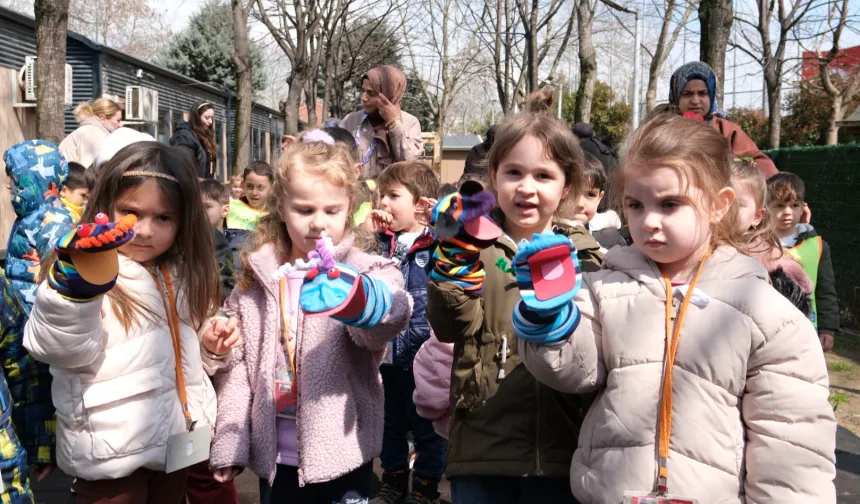 Kocaeli'de Dünya Tiyatro Günü Lokomotif'te kutlandı