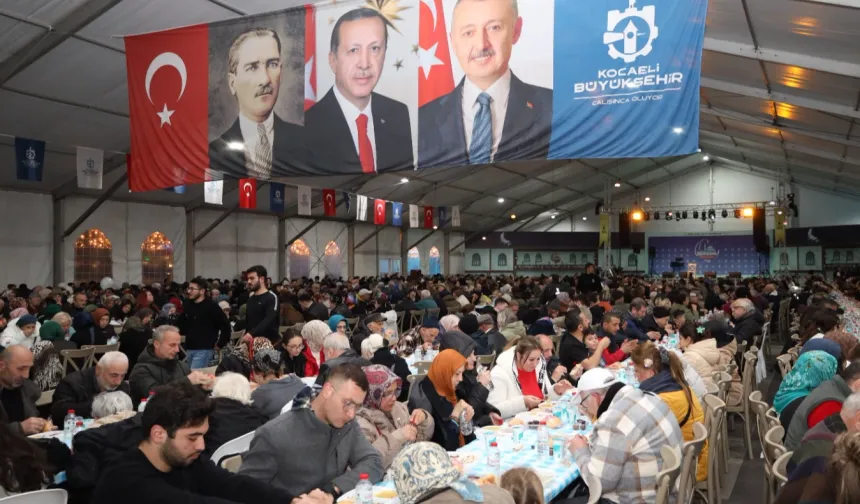 Kocaeli'de Ramazan Çadırı'nda her gün binlerce kişiye iftar