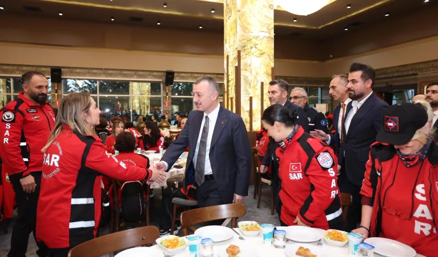 Kocaeli'nin afet gönüllülerine teşekkür