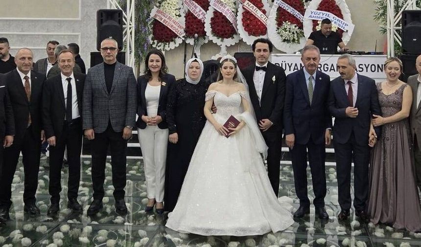 Fevzi Kurt, Gebze siyaset ve ticaret hayatını buluşturdu