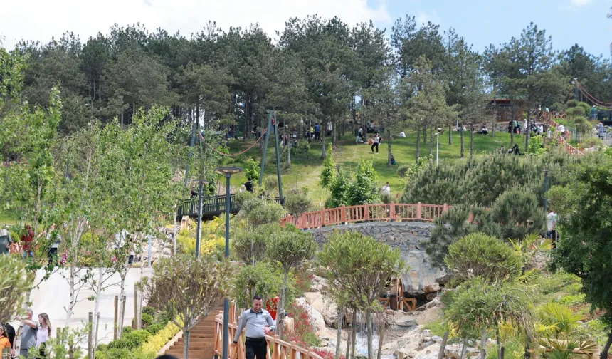 Gebze'de Pelitli Bayraktepe'ye vatandaş akını