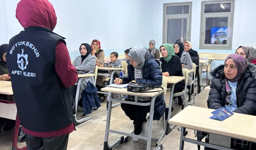 Kocaeli'de 'afete dirençli kadınlar' yetişiyor