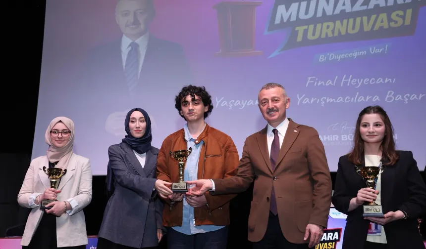 Kocaeli'de liselerarası münazara finali heyecanı