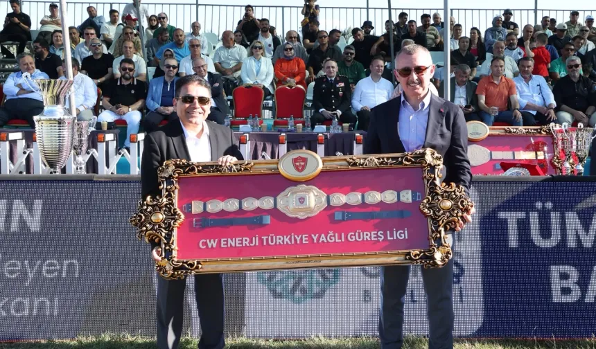 Kocaeli'de başpehlivan altın kemeri Feyzullah Aktürk'ün oldu