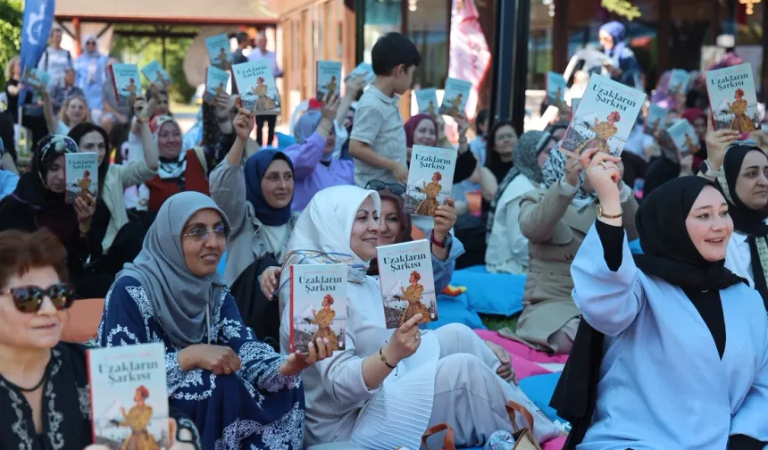 Kocaeli'de Okuyan Şehir Kulübü kitapseverleri buluşturdu