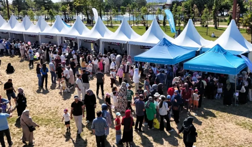Kocaelili minikler, Karneval'da hem eğleniyor, hem üretiyor