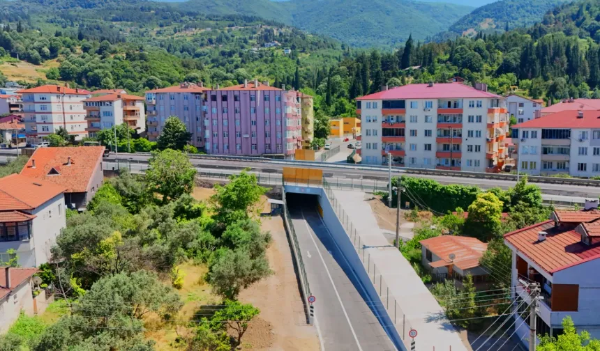 Gölcük Ulaşlı Alt Geçidi ile trafikte yeni dönem