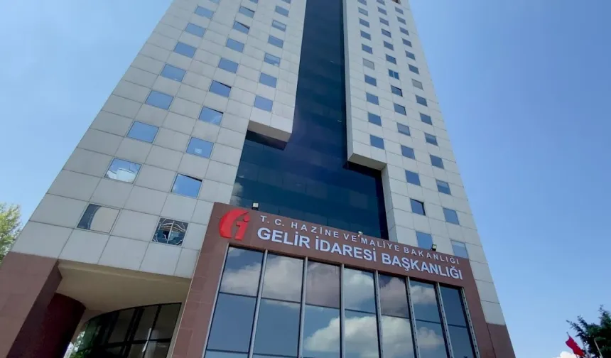 11 ilin defterdarlığına atama