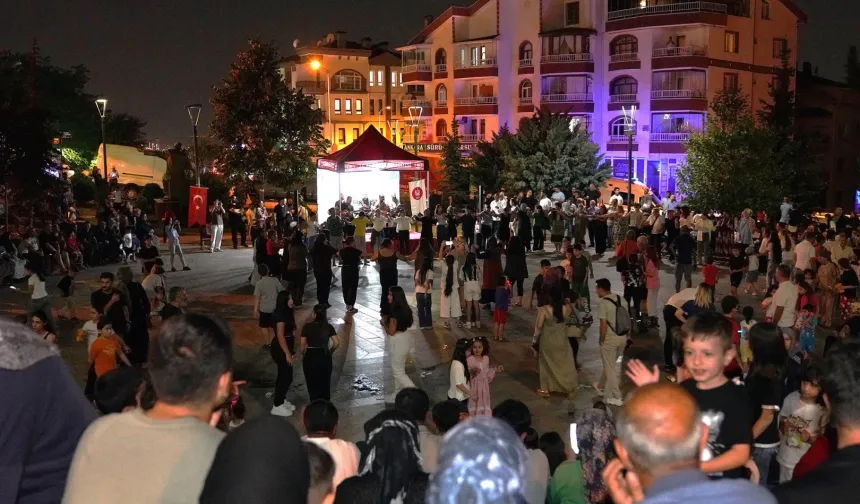 Keçiören'de müzik ve eğlence dolu akşam