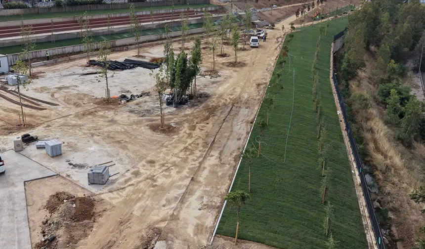 Çayırova'da parklar yenileniyor