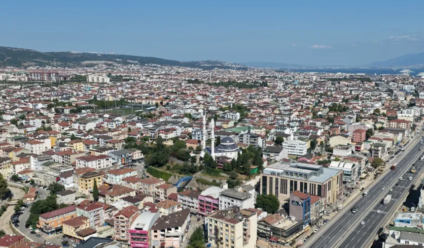 Kocaeli'de Körfez'in iki mahallesinde modern altyapı hamlesi