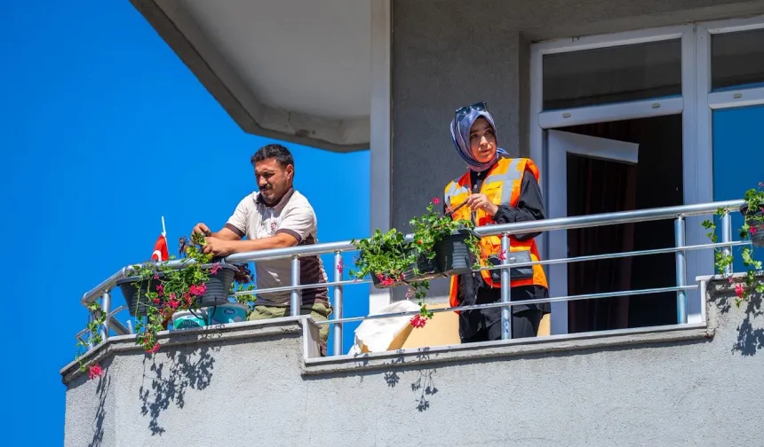 Kocaeli Gebze'de komşuluk çiçek açtı