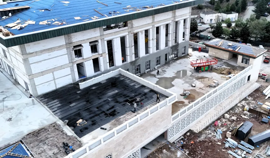 Kocaeli'de Umuttepe Camii ve Otopark projesi gün sayıyor