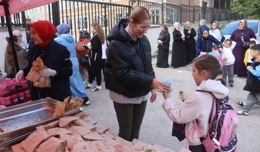 İzmit Belediyesi, Beslenme Saati Projesi devam ediyor