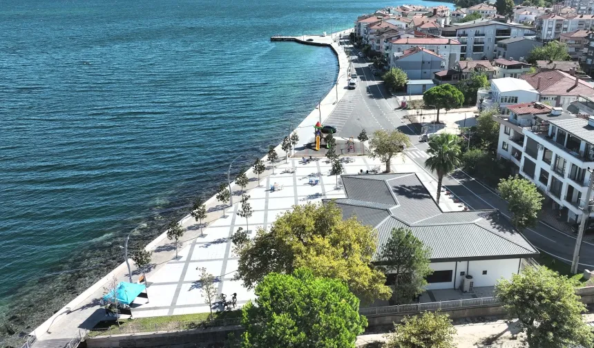 Kocaeli'de Gölcük Ulaşlı sahili yeni görünümüne kavuştu
