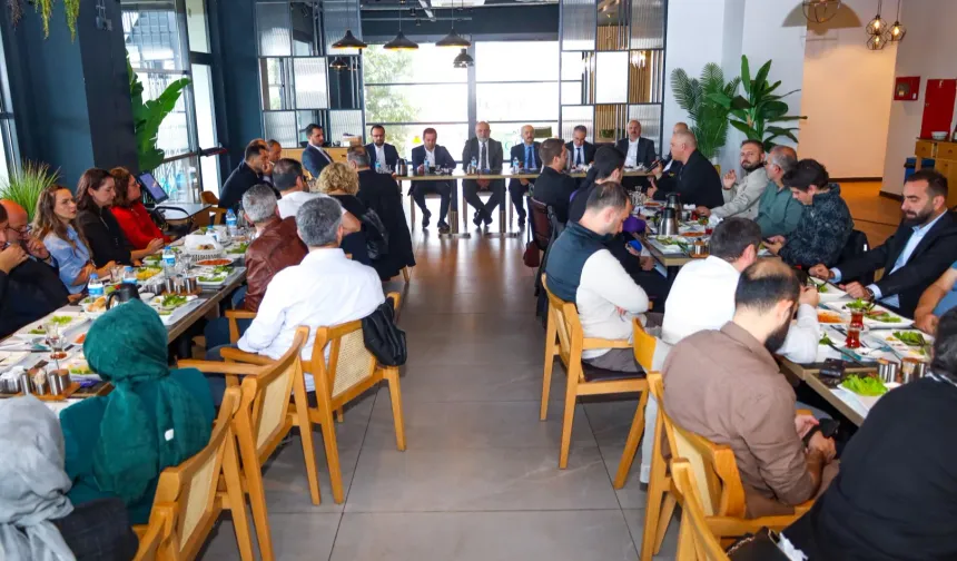 Kocaeli'nin imar gündemi Gebze'de masaya yatırıldı