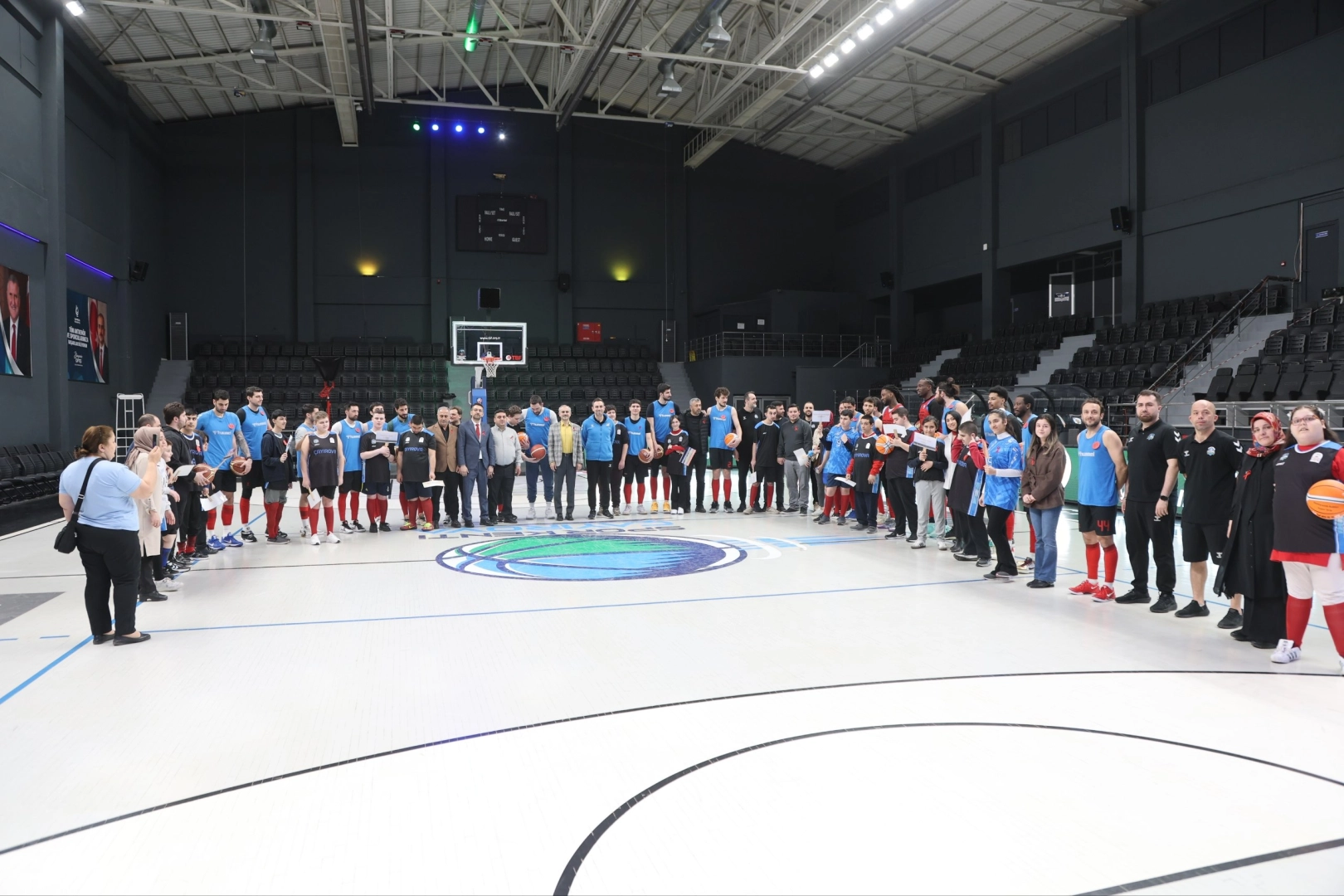 Kocaeli Çayırova'da özel bireylere anlamlı destek