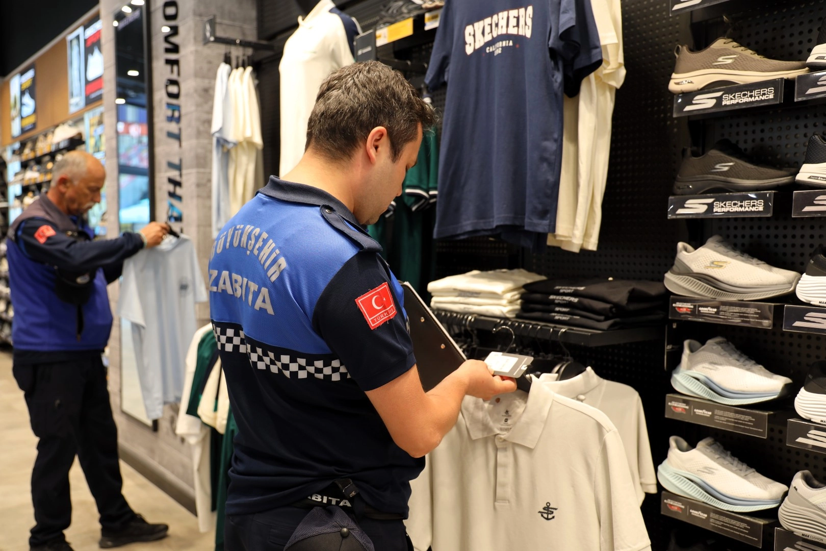 Kocaeli Zabıtası'ndan güvenli alışveriş denetimi