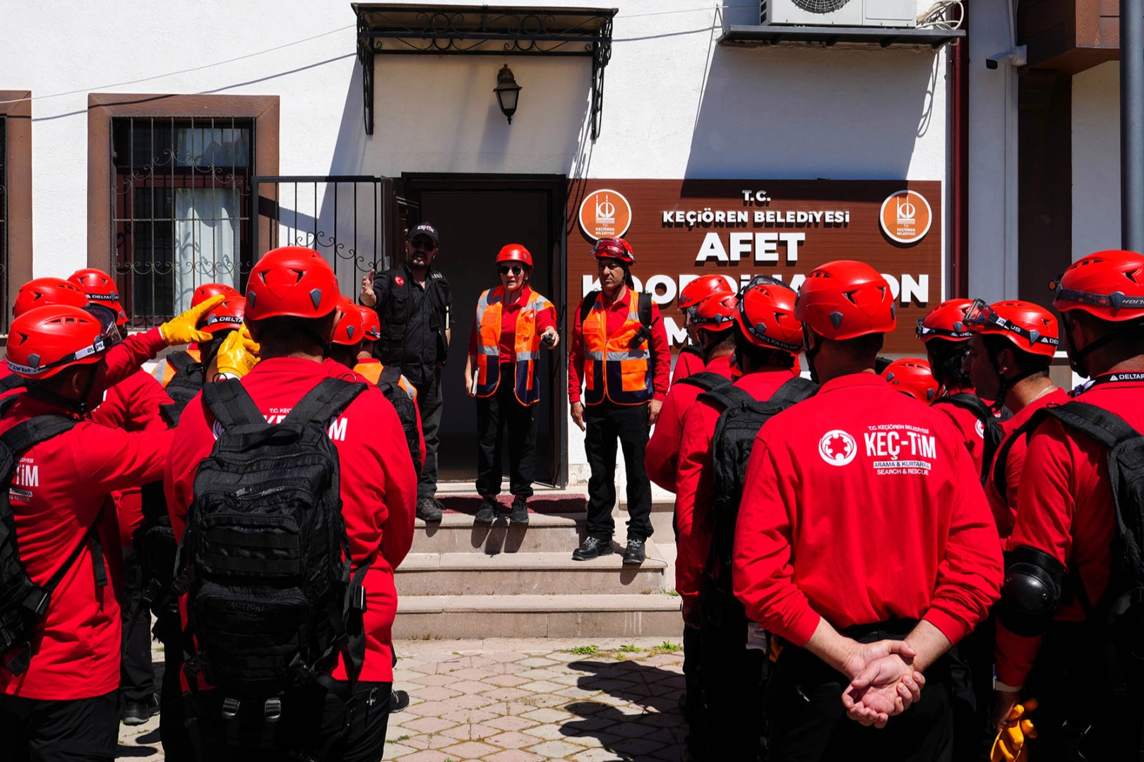 Keçiören'in Arama Kurtarma Ekibi eğitimlerini tamamladı