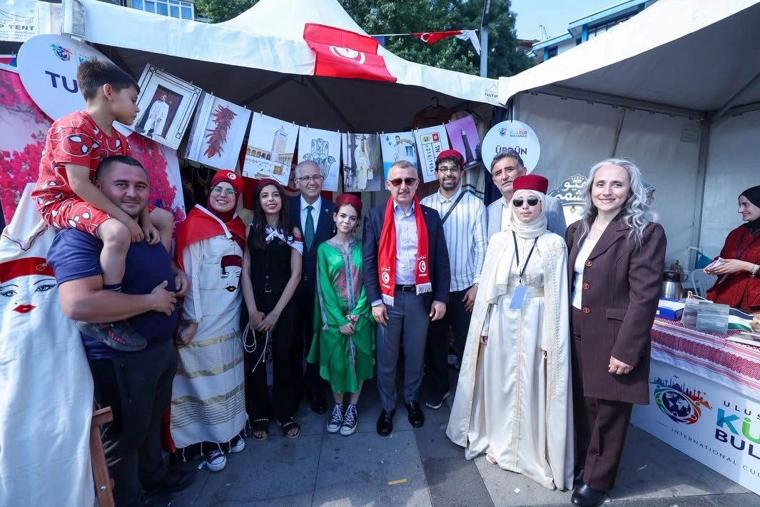 Gençliğin Başkenti Kocaeli'de dünyanın her köşesinden kültürler buluştu