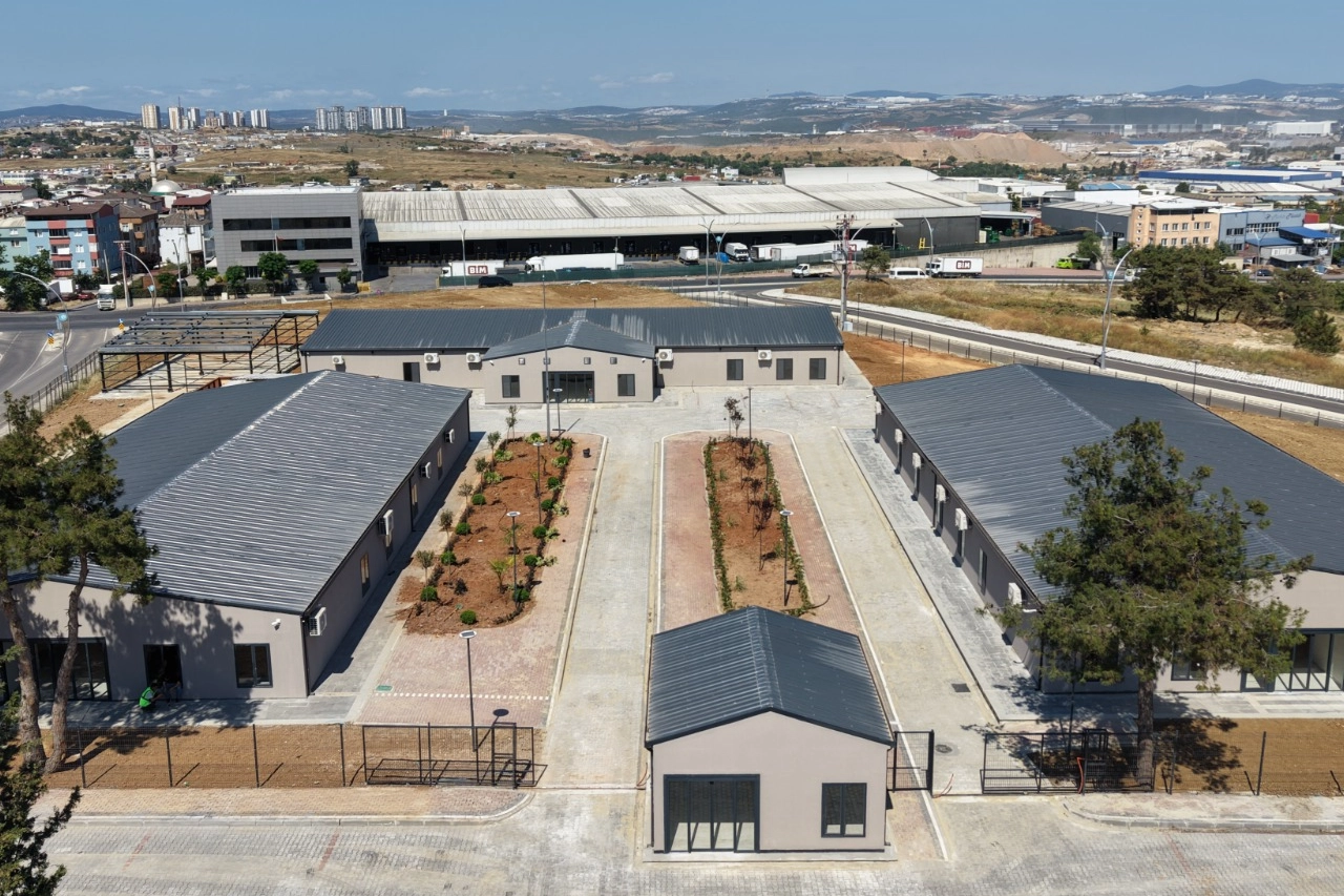 Kocaeli Gebze'de Geçici Kaymakamlık Binası incelendi