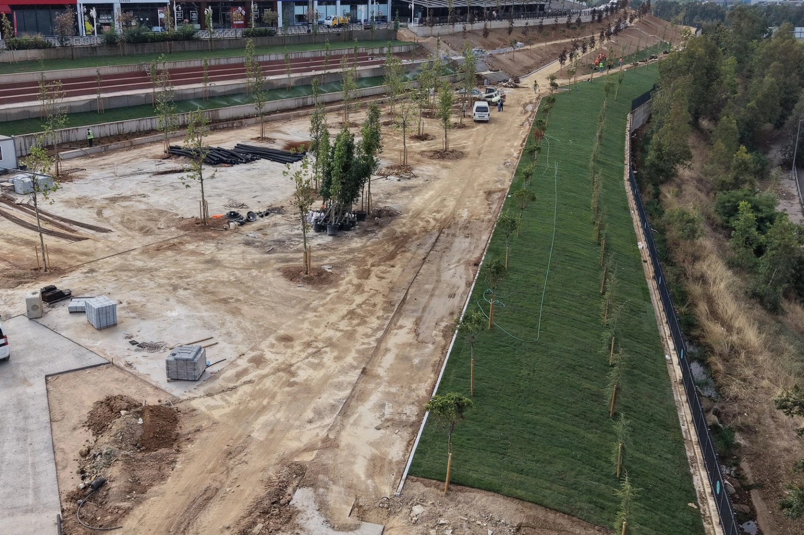 Çayırova'da parklar yenileniyor