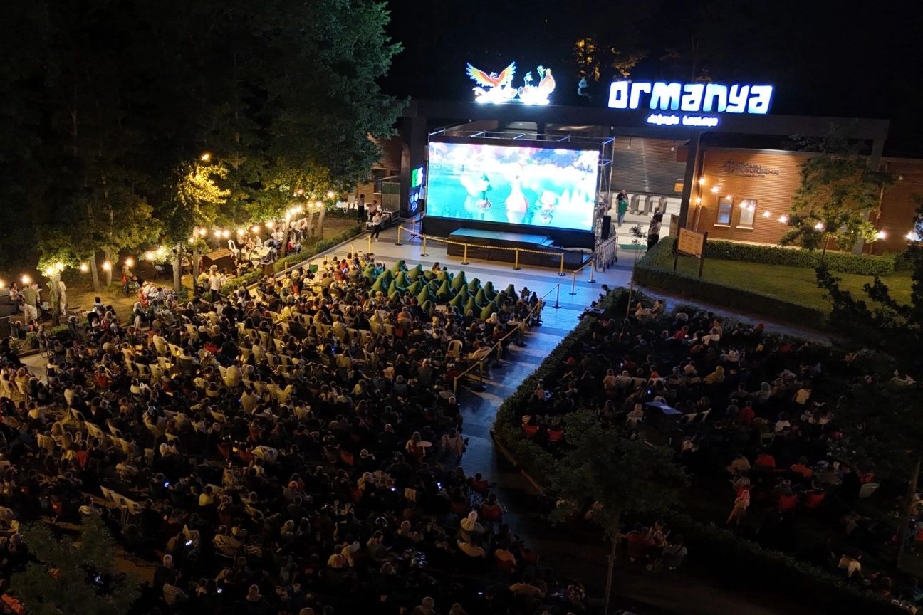 Kocaeli'de gece sineması büyük ilgi görüyor